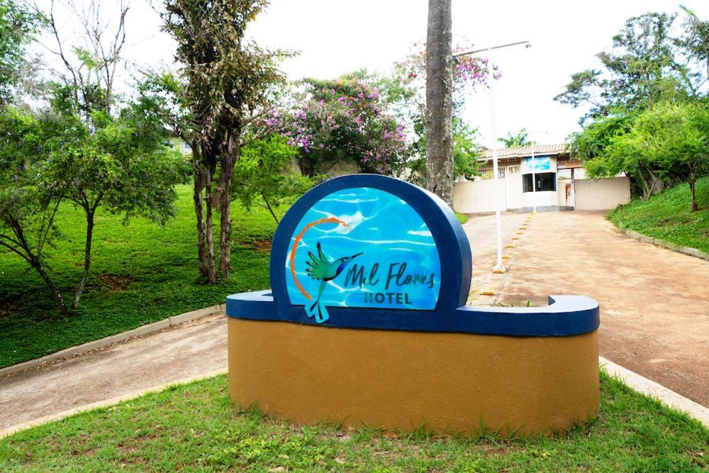 Hotel Mil Flores Bragança Paulista Buitenkant foto